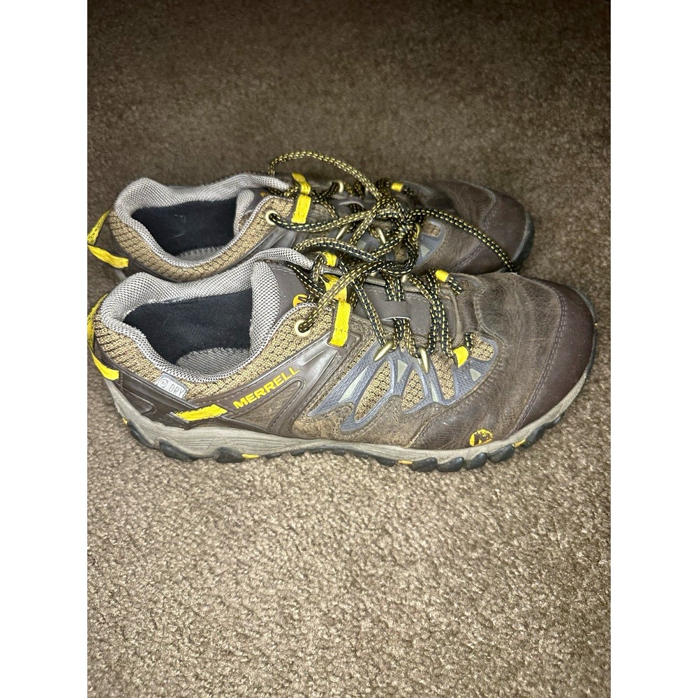 Merrell Mens 8.5 Waterproof Hiking Shoes Brown Yellow Vibram Trail Outdoor
